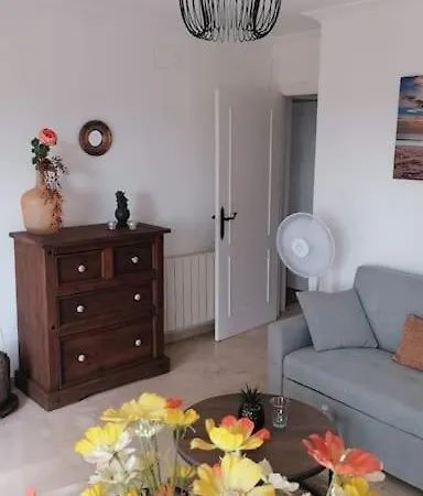Apartment Views, Family & Private Parking In Alto Albayzin *