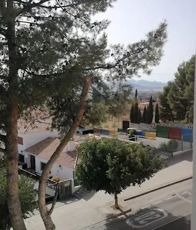Views, Family & Private Parking In Alto Albayzin Apartment *
